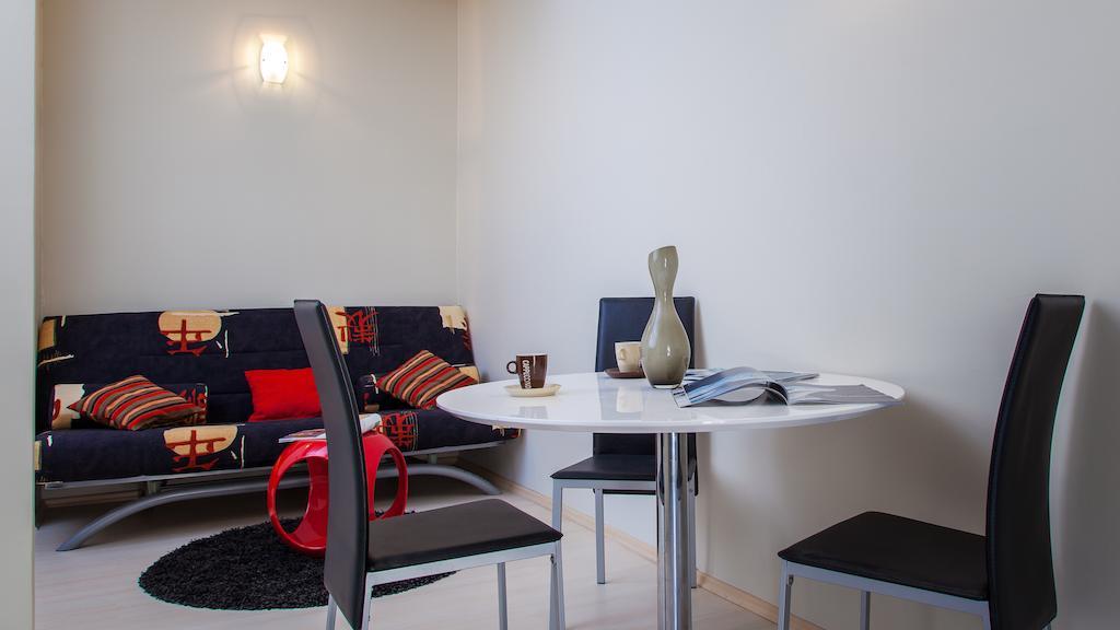 Apartments Toni Omiš Δωμάτιο φωτογραφία