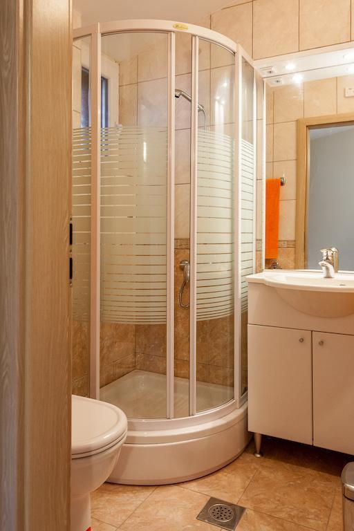 Apartments Toni Omiš Δωμάτιο φωτογραφία